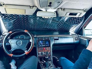 gl x164: Mercedes-Benz E-Class: 1996 г., 2.3 л, Механика, Бензин, Седан — 3