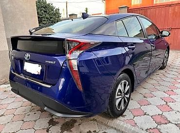 jet car: Toyota Prius: 2017 г., 1.8 л, Вариатор, Гибрид, Лифтбек — 3