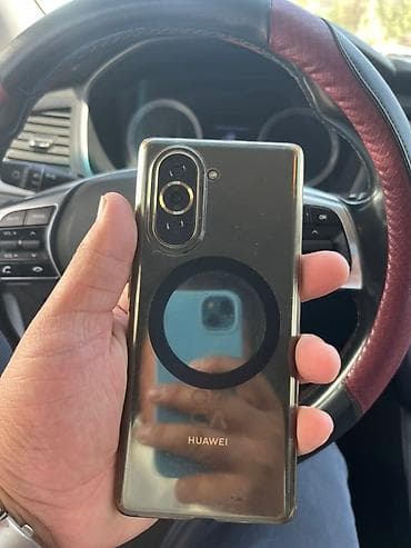 strange things: HUAWEI nova 10 (модель NCO-LX1) - Экран: 6.67" OLED, разрешение — 3