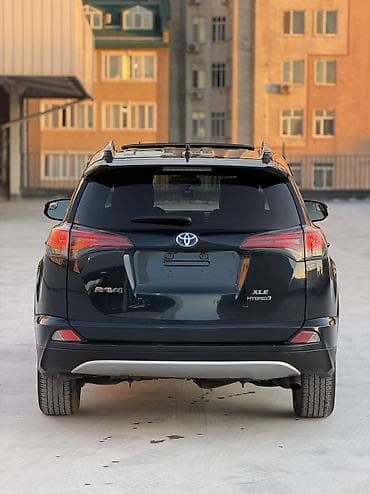 продаю toyota rav4: Toyota RAV4: 2018 г., 2.5 л, Автомат, Гибрид, Кроссовер — 6