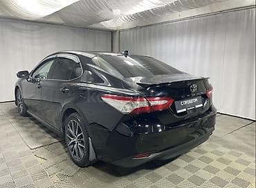 corolla 2016: Toyota Camry: 2022 г., Бензин, Седан — 1