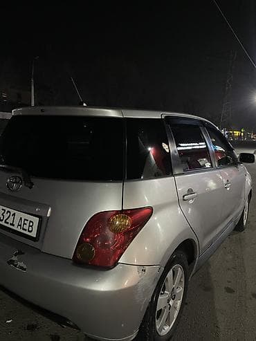 corolla e150: Toyota Ist: 2002 г., 1.5 л, Автомат, Бензин, Хэтчбэк — 5