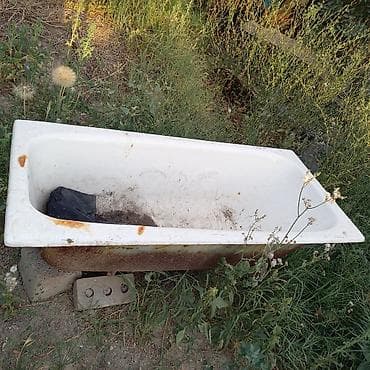 Дом и сад: Чугунная ванна с эмалевым покрытием. - Материал: чугун — 1
