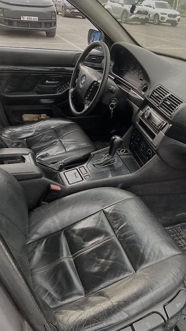 укос травы: BMW 5 series: 2001 г., 2.5 л, Автомат, Бензин, Седан — 9