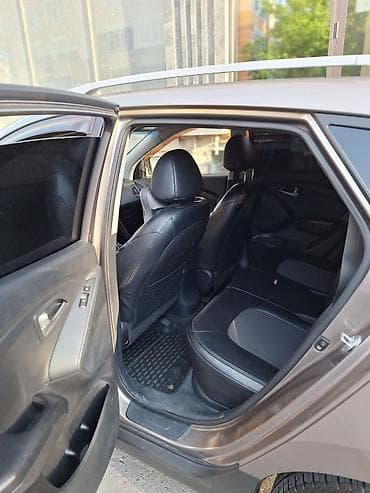 hundai: Hyundai Tucson: 2011 г., 2.4 л, Автомат, Бензин, Кроссовер — 5