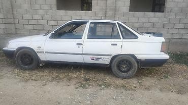Daewoo Nexia: 1995 г., 1.5 л, Механика, Бензин, Седан — 5