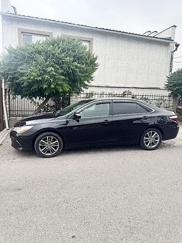 машины китайские: Toyota Camry: 2017 г., 2.5 л, Автомат, Бензин, Седан — 2