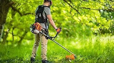 Уборка территории, Стрижка газона