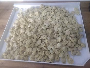 сколько стоит булочка: Полуфабрикат : пельмен 450сом вареники 300сом картошка — 7