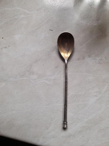 патина: Серебряная ложка с гравировкой, антикварный стиль. - Материал — 2