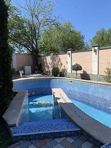 оренда жилья: 500 м², 7 комнат — 4