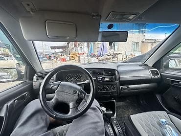 транс: Volkswagen Vento: 1995 г., 1.8 л, Автомат, Седан — 4