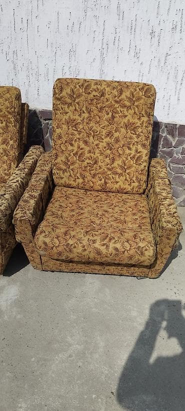 Эмерек: Түз диван, Колдонулган — 5