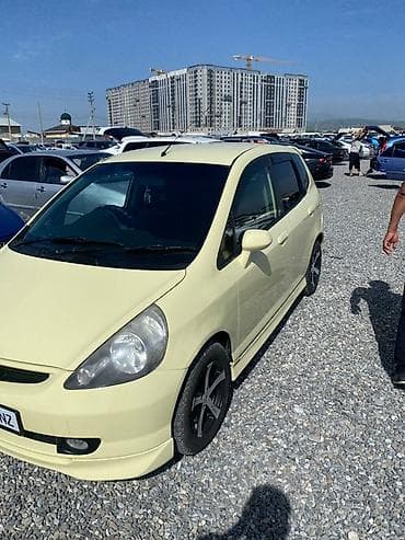 авто гибриды: Honda Fit: 2002 г., 1.3 л, Вариатор, Бензин, Хэтчбэк — 4