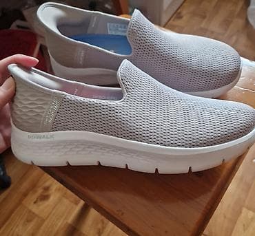 изи волкер: Продаю новые Skechers (оригинал)заказывали с Амазон не подошли по — 1