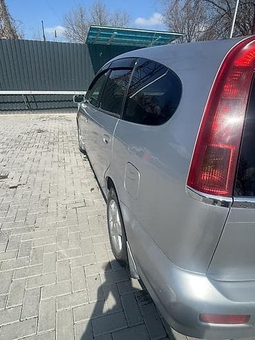 Продажа авто: Honda Stream: 2002 г., 1.7 л, Автомат, Бензин, Минивэн — 4