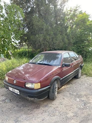 Volkswagen: Volkswagen Passat: 1989 г., Механика, Газ, Седан — 1