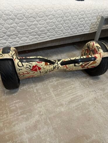 продаю настольный теннис: Гироскутер с оригинальным принтом “газетные буквы” - Форм‑фактор — 2