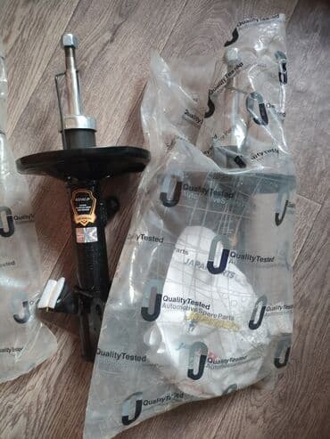 меняю доплатой мне: Передний амортизатор Toyota 2000 г., Новый, Оригинал, Япония — 3