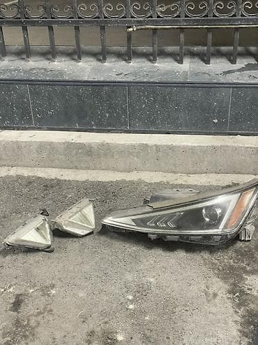 Комплект передних фар Hyundai