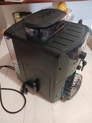 кофемашина зерновая для дома: Кофеварка, кофемашина, Новый — 3