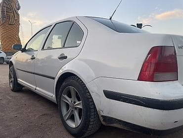 хим кг: Volkswagen Bora: 2000 г., 1.6 л, Механика, Бензин, Седан — 4