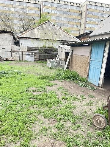 дома с большим участком: Продаётся земельный участок с жилым домом и хозяйственными постройками — 1