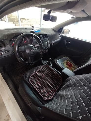 машина голф2: Volkswagen Polo: 2013 г., 1.6 л, Ручные, Бензин, Седан — 7