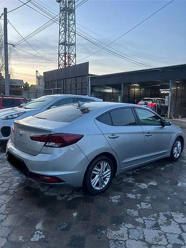reno duster: Hyundai Elantra: 2019 г., 2 л, Автомат, Бензин, Седан — 4