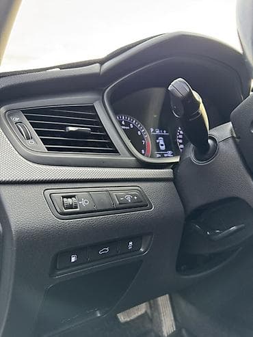 крыша на камри 45: Hyundai Sonata: 2017 г., 2 л, Автомат, Газ, Седан — 10