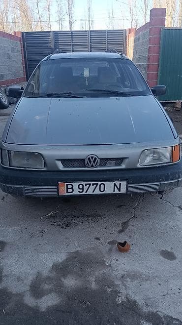 handa fit: Volkswagen Passat Variant: 1989 г., Универсал — 4