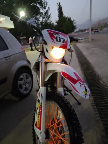 мотоцикл java: Эндуро 250 куб. см, Бензин, Взрослый, Б/у — 3