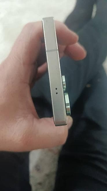 xbox elite: Смартфон с плоскими гранями и большим безрамочным дисплеем. Экран с — 2