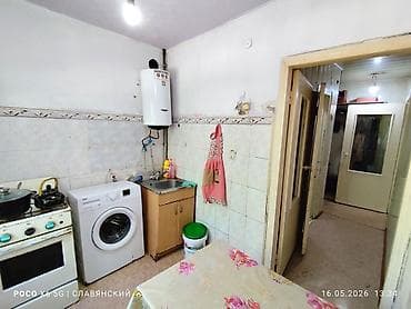 район киркомстром: 3 комнаты, 57 м², 104 серия, 1 этаж, Старый ремонт — 7