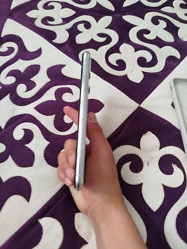 iphone 6 16: IPhone X, Б/у, 256 ГБ, Серебристый, Защитное стекло — 1