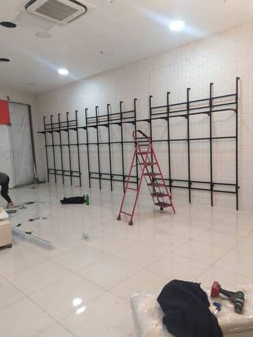 оборудование для магазина бу: Универсальные стеллажи стойки с перфорацией что позволят менять высоту — 18