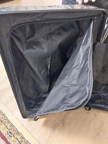 сумки чемоданы: Чемодан, Новый, Материал: Пластик, Большой (более 70 л), Твердый корпус — 8