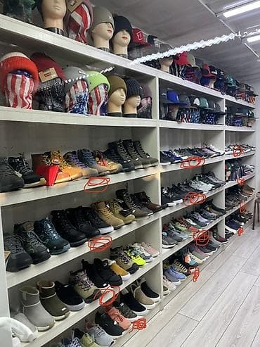 требуется на столовый раздачница: Ортосайский рынок « Кулун-ата» 4 проход Торговый контейнер- одежды — 4