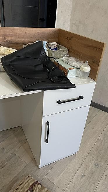 бизнес станок: Срочно ‼️ ресепшен сатылат самовывоз же доставкасын Озунор — 10