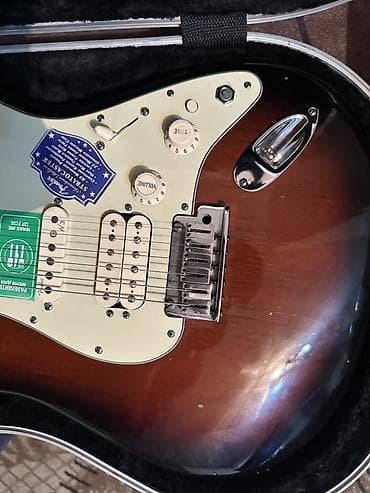Музыкальные инструменты: Электрогитара Fender Stratocaster HSS (American — 5