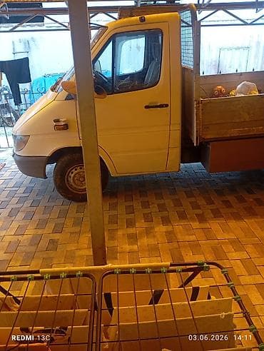 ск глушитель: Mercedes-Benz Sprinter CDI — бортовой малотоннажный грузовик — 1