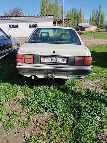 касем машина: Audi 100: 1986 г., 2 л, Ручные, Бензин, Седан — 2