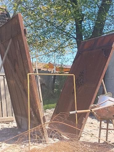 заказать ворота с калиткой: Металлические распашные ворота с калиткой/створками - Две тяжелые — 2