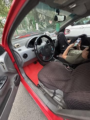 мега авто: Daewoo Kalos: 2003 г., 1.5 л, Автомат, Бензин, Хэтчбэк — 8