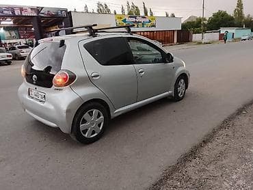 продая: Toyota Yaris: 2010 г., Хэтчбэк — 3