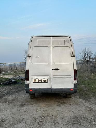 sprinter 4x4: Легкий грузовик, Mercedes-Benz — 6