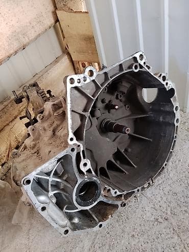 Коробка передач Механика Nissan 2002 г., Б/у