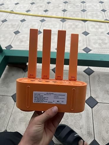 стробоскопы на авто: 4G LTE роутер WN830C (оранжевый) - Тип: мобильный 4G LTE роутер с — 1