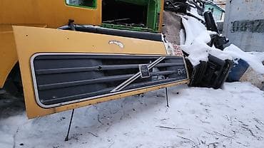 daf xf: Решетка радиатора Volvo 2000 г., Б/у, Оригинал — 1