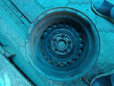 купить диск на машину: Железные Диски R 15 отверстий - 5, Б/у — 1